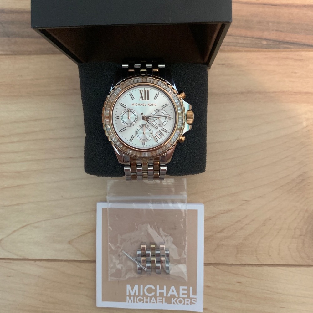Michael Kors 2 tone watch Gold and Sliver